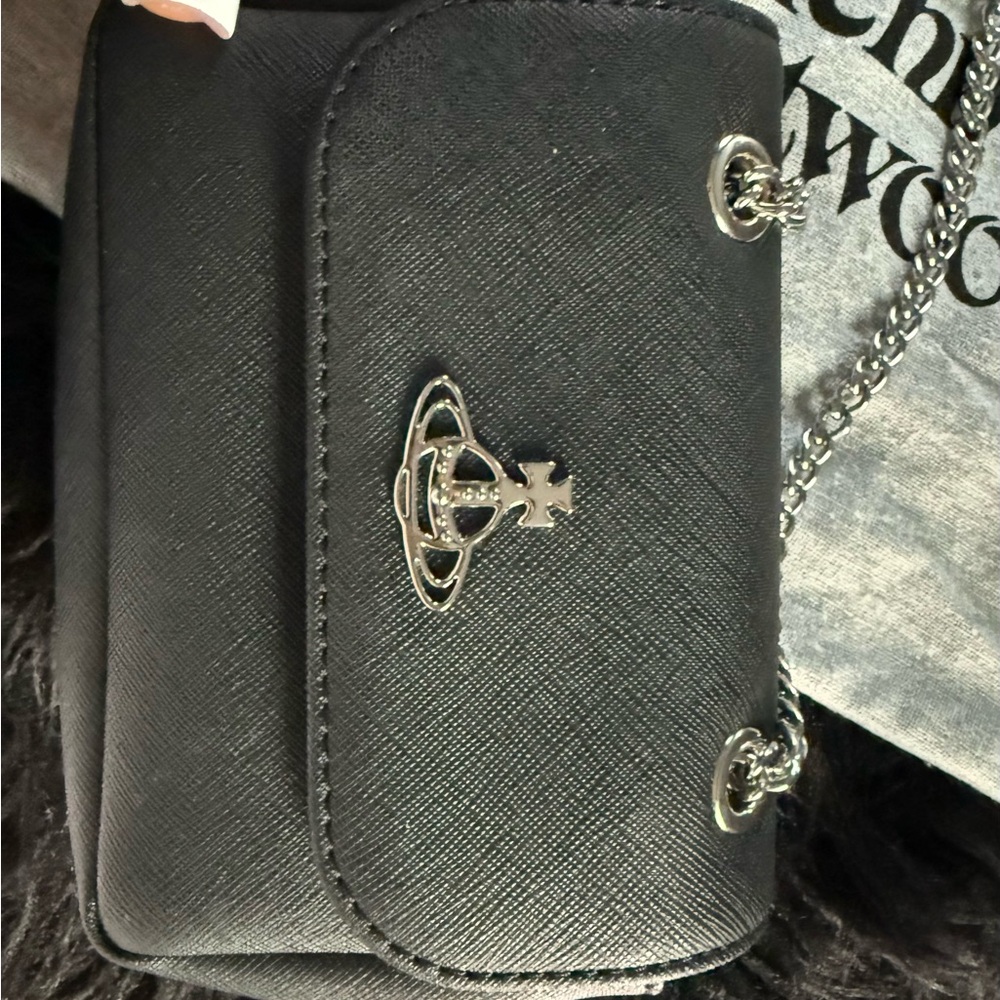 Vivienne Westwood Black Chain Shoulder Bag - Picture 2 of 6